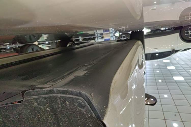 Used Tesla Model 3 2025 Rear-Wheel-Drive Version Left Side Sill