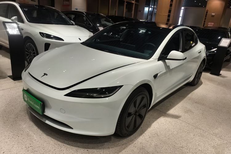 Tesla Model 3 2025 Model Revised Rear-Wheel-Drive Version