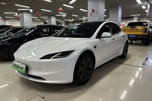 Used Tesla Model 3 2025 Rear-Wheel-Drive Version