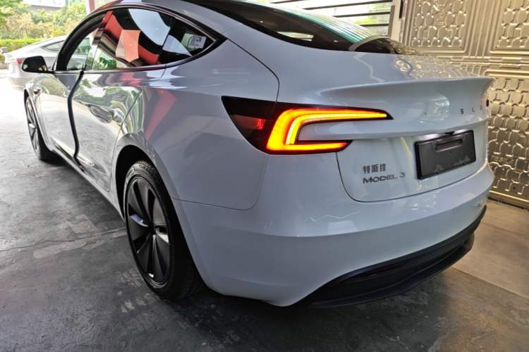 Used Tesla Model 3 2025 Rear-Wheel-Drive Version Rear Left 45 Deg