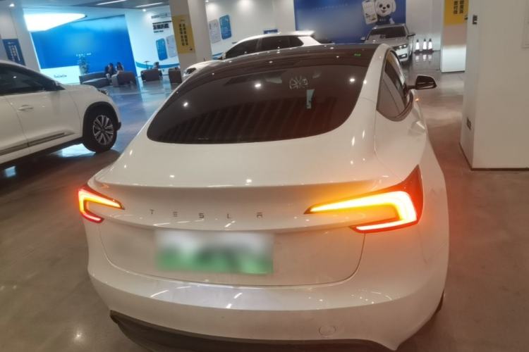 Used Tesla Model 3 2025 Rear-Wheel-Drive Version Rear
