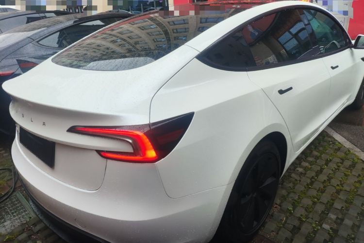 Used Tesla Model 3 2025 Rear-Wheel-Drive Version Rear Right 45 Deg