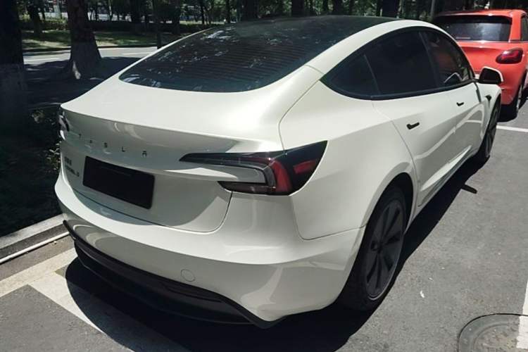 Used Tesla Model 3 2025 Rear-Wheel-Drive Version Rear Right 45 Deg