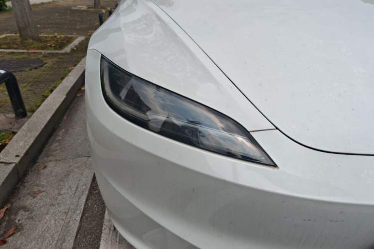 Used Tesla Model 3 2025 Rear-Wheel-Drive Version Right Front Headlight