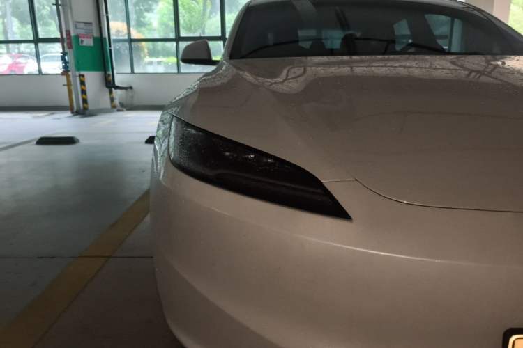 Used Tesla Model 3 2025 Model Long-Range Rear-Wheel-Drive Version Right Front Headlight