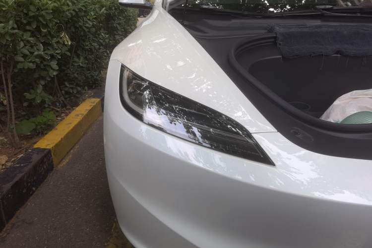 Used Tesla Model 3 2025 Rear-Wheel-Drive Version Right Front Headlight