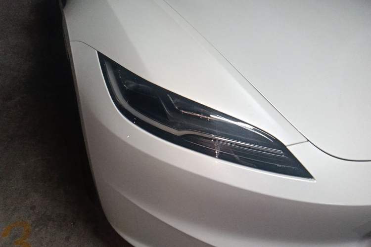 Used Tesla Model 3 2025 Model Revised Rear-Wheel-Drive Version Right Front Headlight