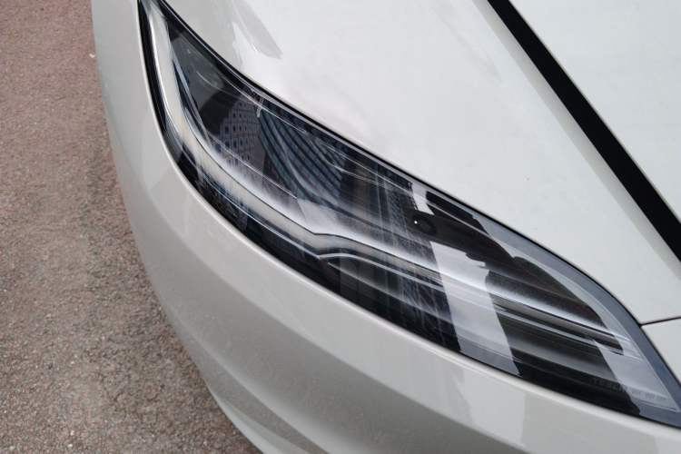 Used Tesla Model 3 2025 Model Revised Rear-Wheel-Drive Version Right Front Headlight
