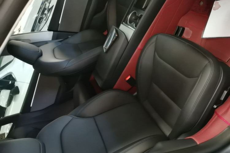 Used Tesla Model 3 2025 Rear-Wheel-Drive Version Right Front Seat