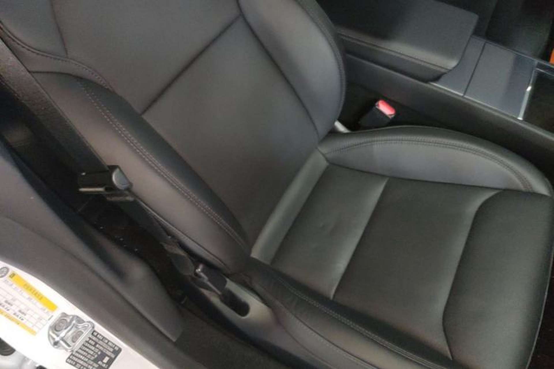 Used Tesla Model 3 2025 Long-Range All-Wheel-Drive Version Right Front Seat