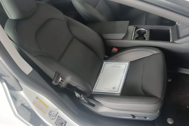 Used Tesla Model 3 2025 Model Revised Rear-Wheel-Drive Version Right Front Seat
