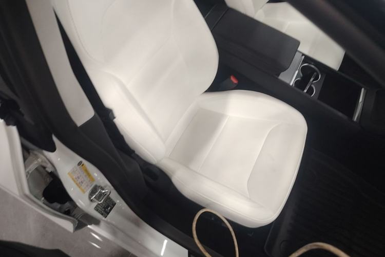 Used Tesla Model 3 2025 Model Long-Range Rear-Wheel-Drive Version Right Front Seat