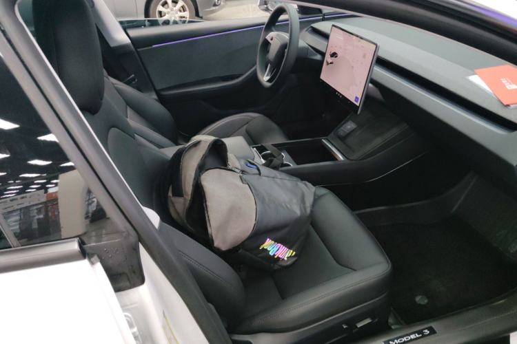 Used Tesla Model 3 2025 Rear-Wheel-Drive Version Right Front Seat