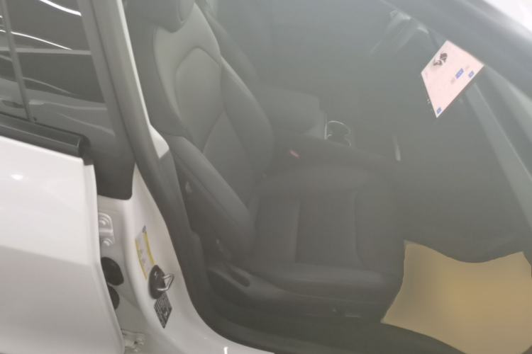 Used Tesla Model 3 2025 Model Revised Rear-Wheel-Drive Version Right Front Seat