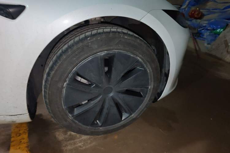 Used Tesla Model 3 2025 Rear-Wheel-Drive Version Right Front Wheel Hub