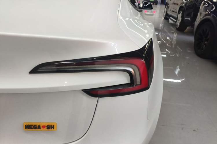 Used Tesla Model 3 2025 Rear-Wheel-Drive Version Right Rear Taillight