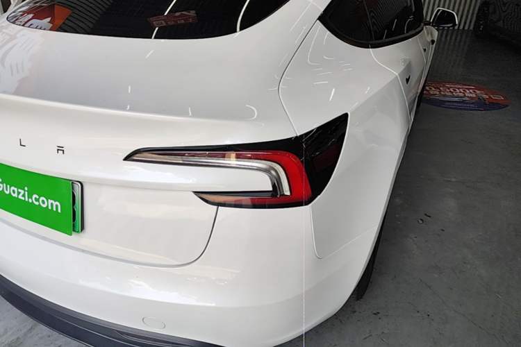 Used Tesla Model 3 2025 Rear-Wheel-Drive Version Right Rear Taillight
