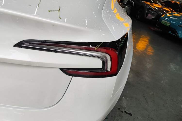 Used Tesla Model 3 2025 Model Revised Rear-Wheel-Drive Version Right Rear Taillight