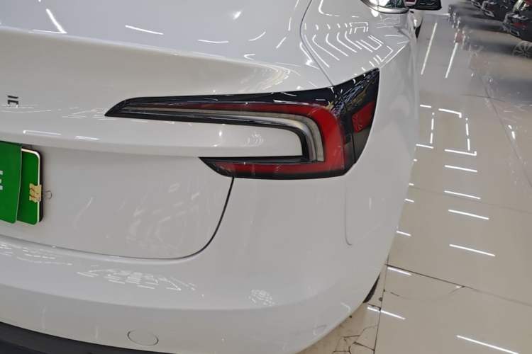 Used Tesla Model 3 2025 Rear-Wheel-Drive Version Right Rear Taillight