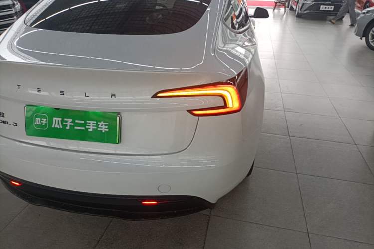 Used Tesla Model 3 2025 Model Revised Rear-Wheel-Drive Version Right Rear Taillight
