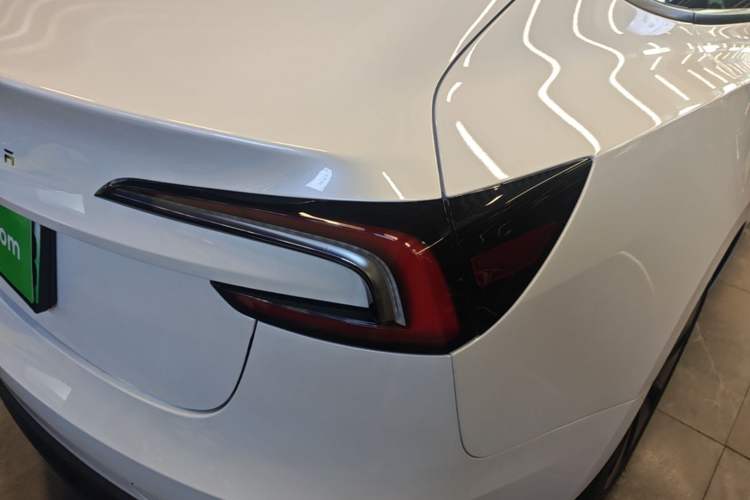 Used Tesla Model 3 2025 Rear-Wheel-Drive Version Right Rear Taillight
