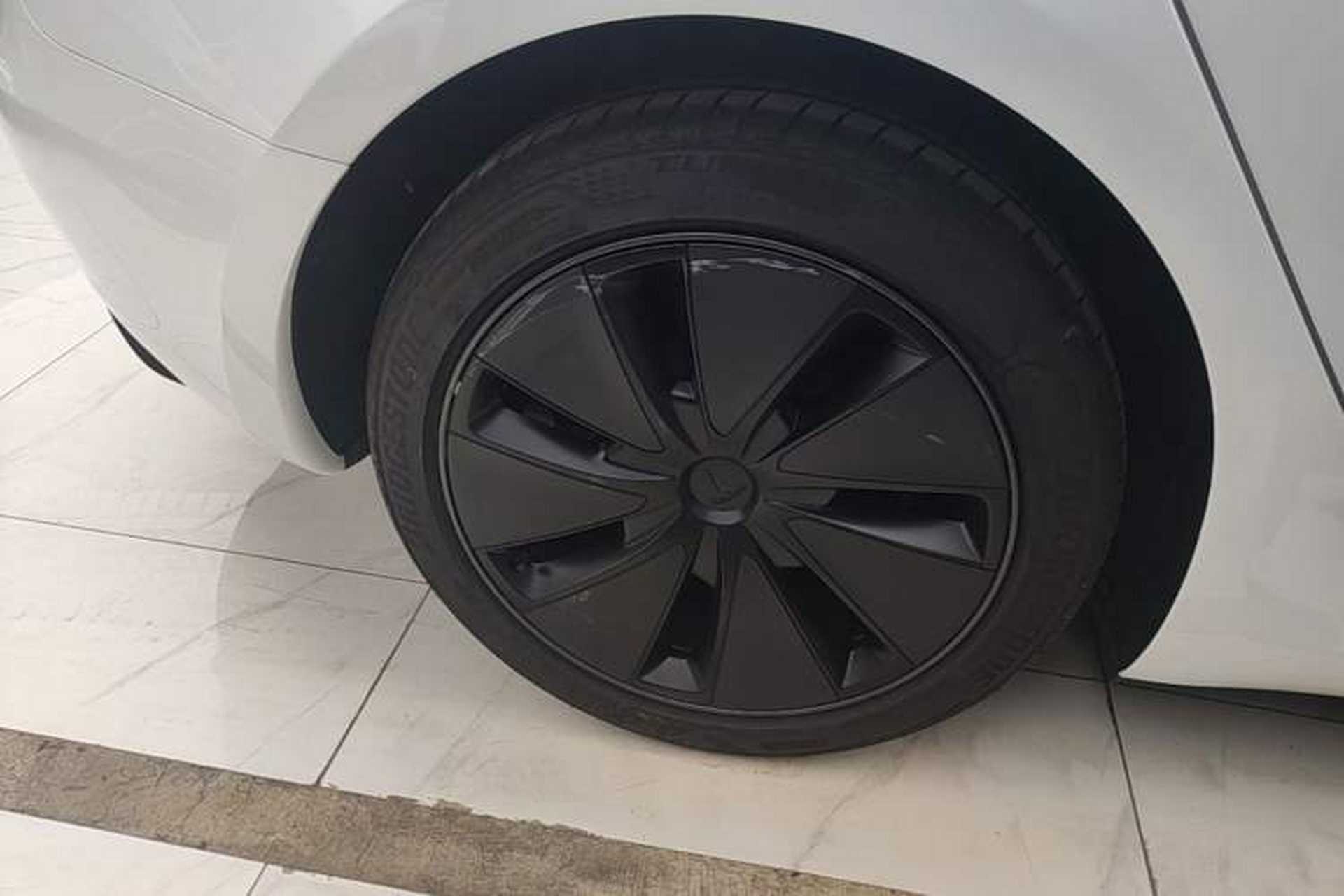 Used Tesla Model 3 2025 Model Revised Rear-Wheel-Drive Version Right Rear Wheel Hub