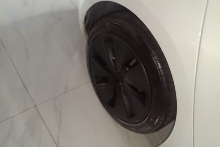 Used Tesla Model 3 2025 Model Revised Rear-Wheel-Drive Version Right Rear Wheel Hub
