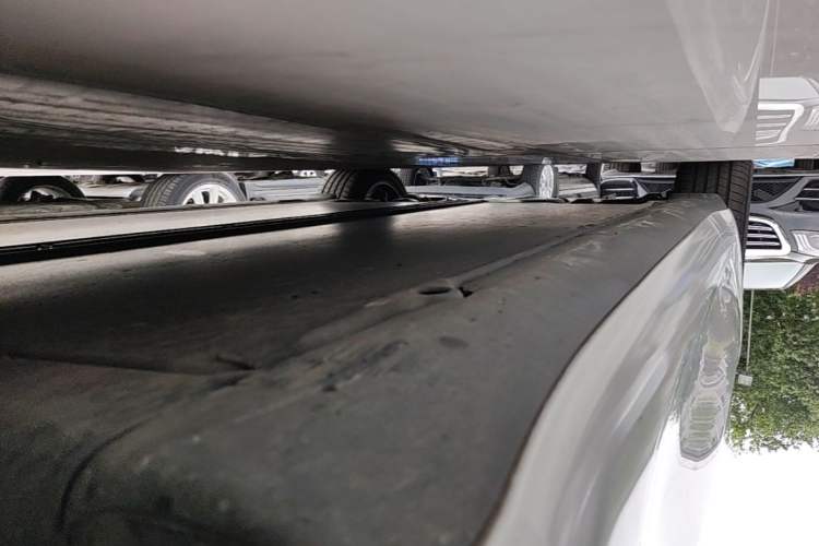 Used Tesla Model 3 2025 Model Revised Rear-Wheel-Drive Version Right Side Sill