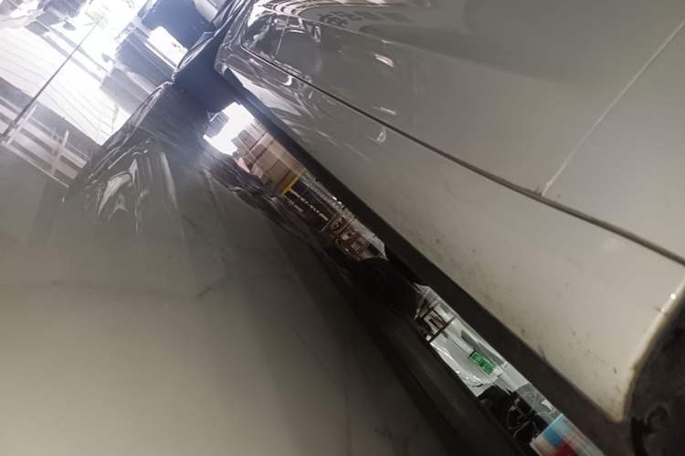 Used Tesla Model 3 2025 Model Revised Rear-Wheel-Drive Version Right Side Sill