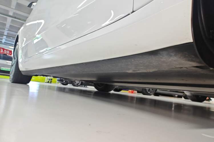 Used Tesla Model 3 2025 Model Revised Long-Range Rear-Wheel-Drive Version Right Side Sill