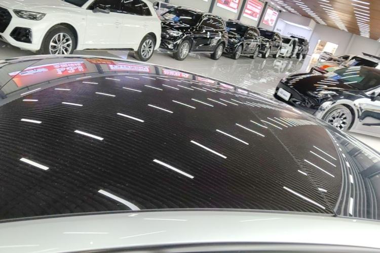 Used Tesla Model 3 2025 Rear-Wheel-Drive Version Roof