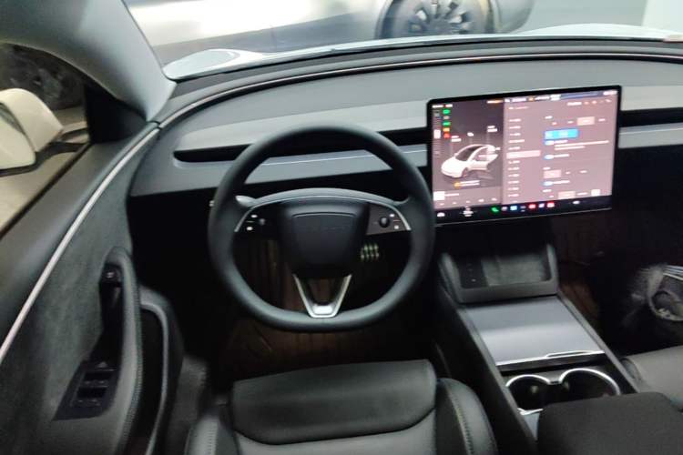 Used Tesla Model 3 2025 Model High-Performance All-Wheel-Drive Version Steering Wheel