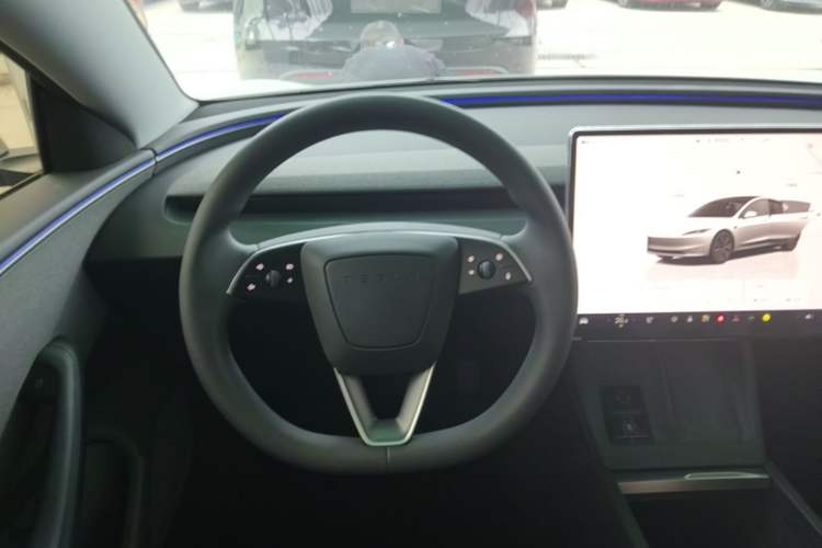 Used Tesla Model 3 2025 Rear-Wheel-Drive Version Steering Wheel