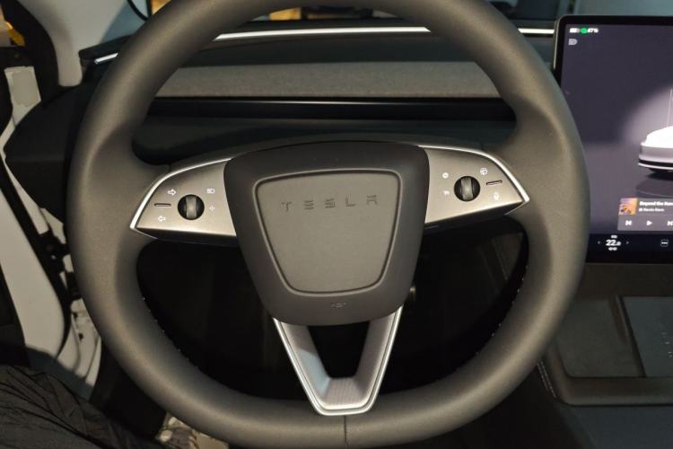 Used Tesla Model 3 2025 Rear-Wheel-Drive Version Steering Wheel