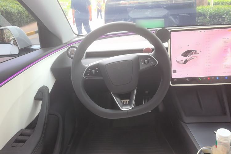 Used Tesla Model 3 2025 Rear-Wheel-Drive Version Steering Wheel