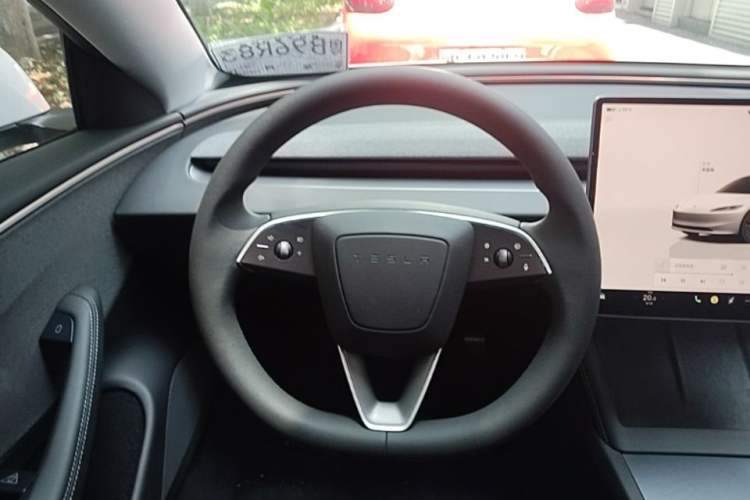 Used Tesla Model 3 2025 Rear-Wheel-Drive Version Steering Wheel