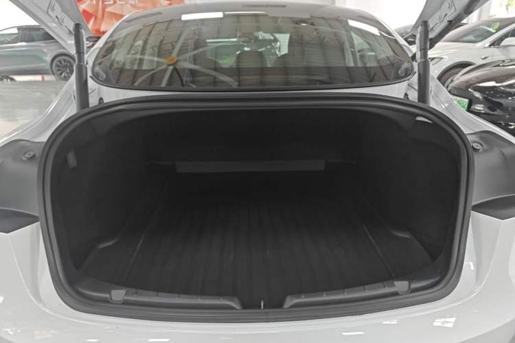 Used Tesla Model 3 2025 Model Revised Rear-Wheel-Drive Version Trunk