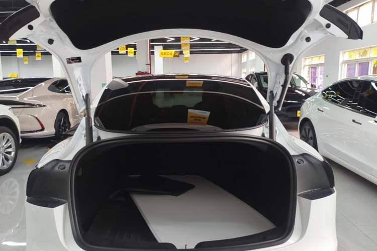 Used Tesla Model 3 2025 Model Revised Long-Range Rear-Wheel-Drive Version Trunk