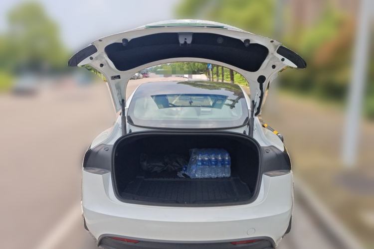 Used Tesla Model 3 2025 Rear-Wheel-Drive Version Trunk