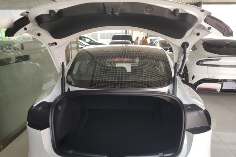 Used Tesla Model 3 2025 Model Revised Long-Range Rear-Wheel-Drive Version Trunk