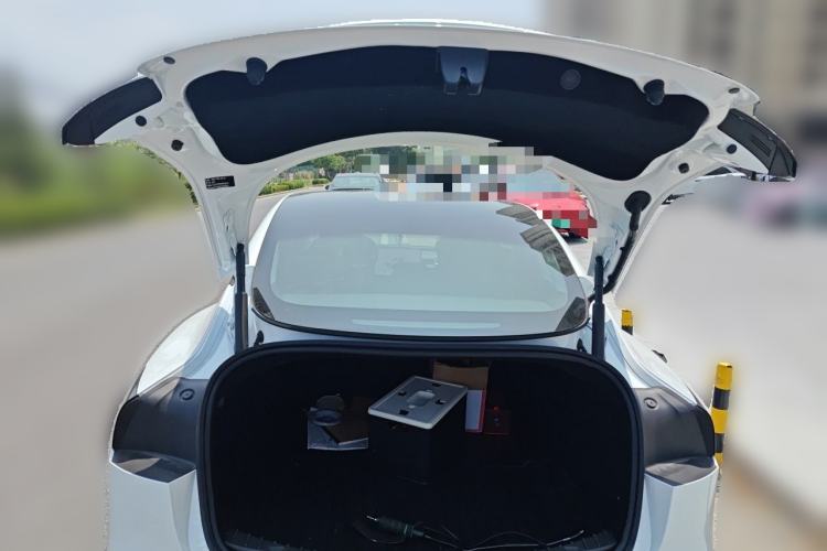 Used Tesla Model 3 2025 Rear-Wheel-Drive Version Trunk