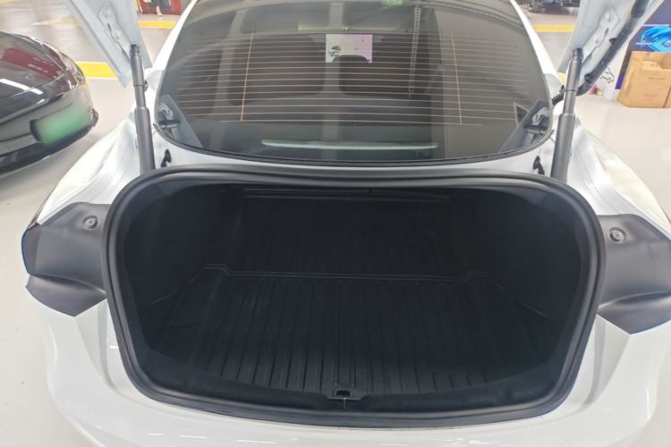Used Tesla Model 3 2025 Model Revised Long-Range Rear-Wheel-Drive Version Trunk