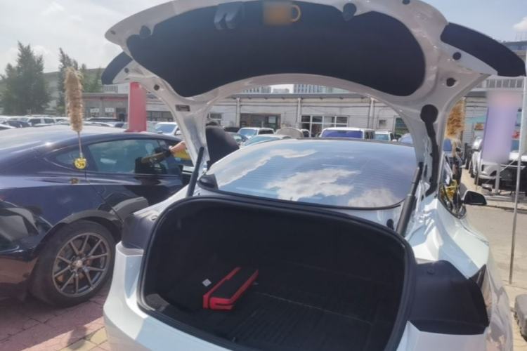 Used Tesla Model 3 2025 Long-Range All-Wheel-Drive Version Trunk