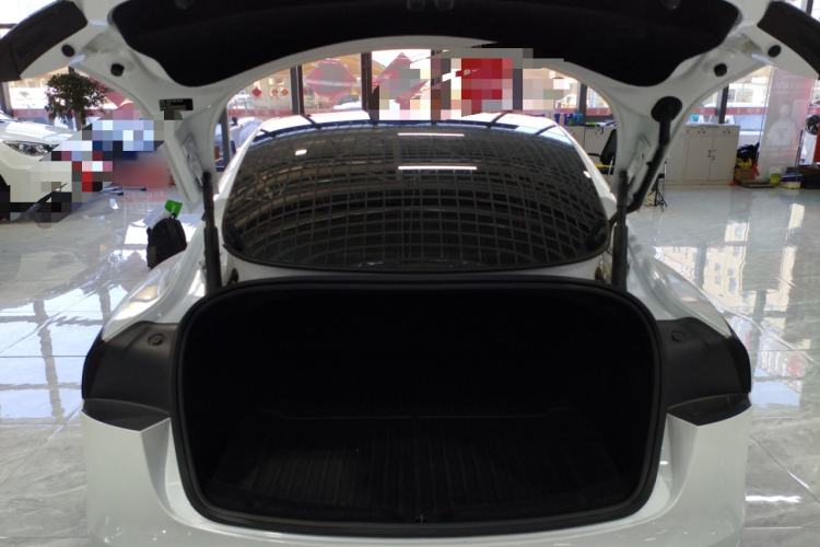 Used Tesla Model 3 2025 Rear-Wheel-Drive Version Trunk
