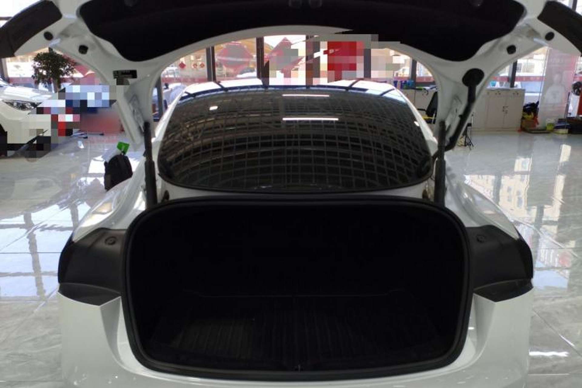 Used Tesla Model 3 2025 Rear-Wheel-Drive Version Trunk
