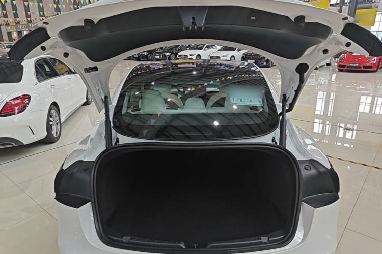 Used Tesla Model 3 2025 Rear-Wheel-Drive Version Trunk