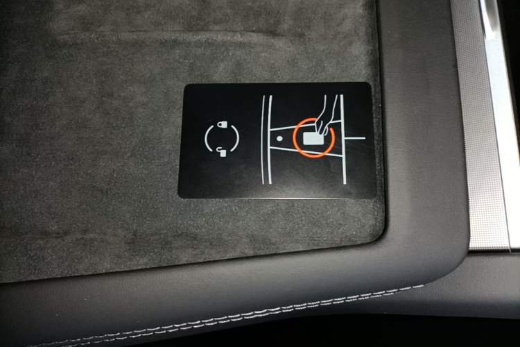 Used Tesla Model 3 2025 Model Revised Rear-Wheel-Drive Version Vehicle Key