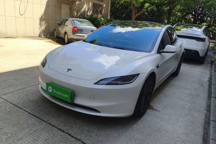 Tesla Model 3 2025 Model Revised Rear-Wheel-Drive Version