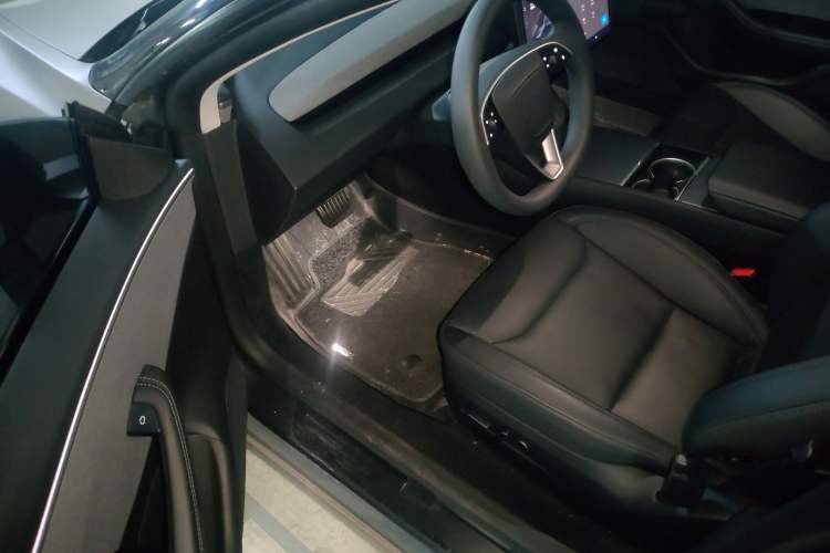 Used Tesla Model 3 2025 Rear-Wheel-Drive Version Driver Seat