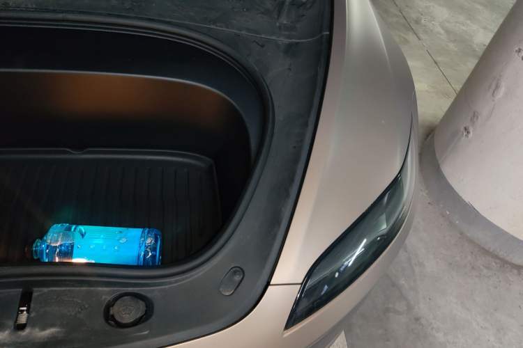 Used Tesla Model 3 2025 Rear-Wheel-Drive Version Engine Bay Left
